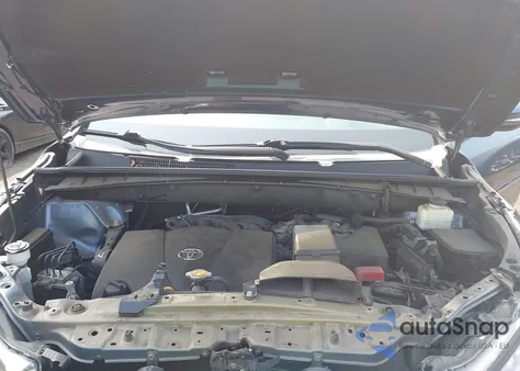 2017 Toyota Highlander Le Plus from USA, damaged, VIN 5TDBZRFH7HS360925